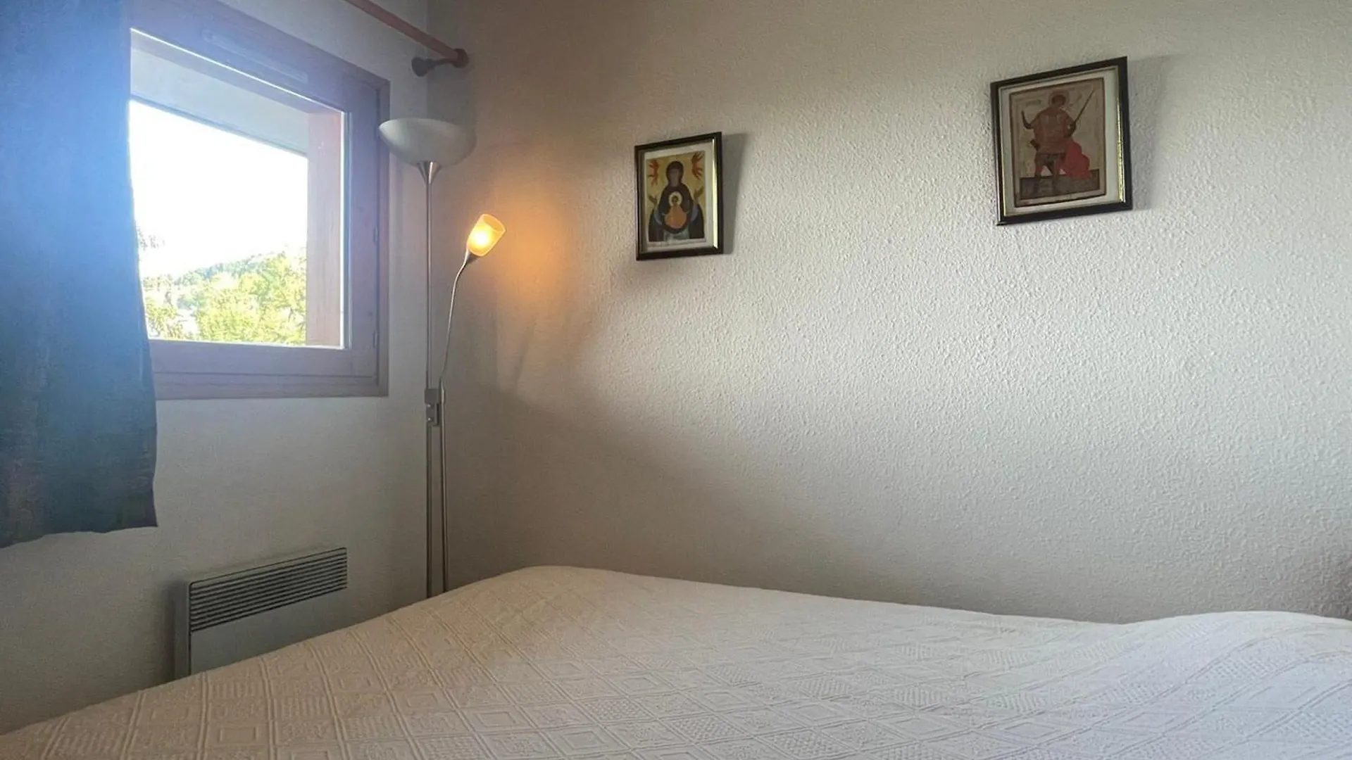 Appartement 2 Pieces Avec Piscine, Wifi Et Garage A Meribel Centre - Fr-1-411-654 Les Allues