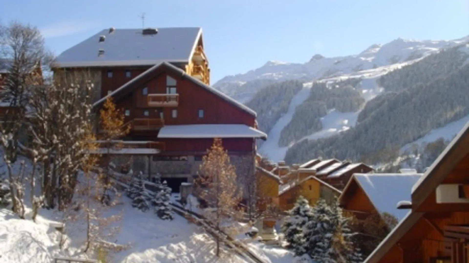 Apartment Appartement 2 Pieces Avec Piscine, Wifi Et Garage A Meribel Centre - Fr-1-411-654 Les Allues